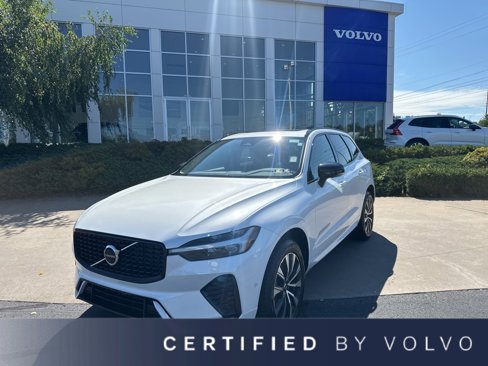 Certified 2025 Volvo XC60 B5 Plus image 1