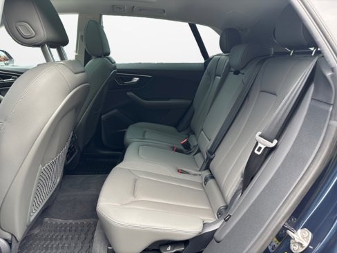 Certified 2025 Audi Q8 Premium Plus image 13