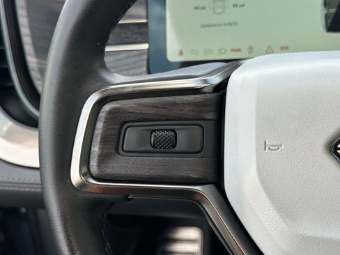 Used 2023 Rivian R1S Adventure image 51