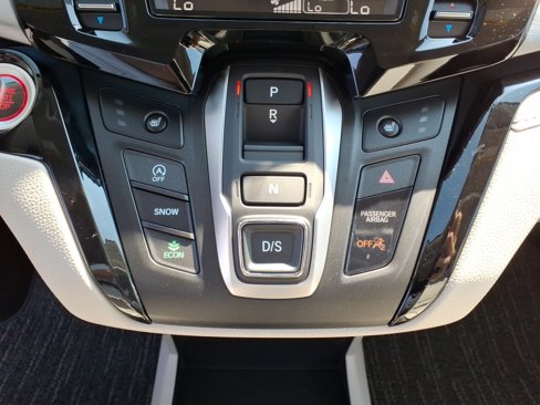 New 2026 Honda Odyssey Touring image 17