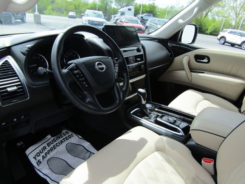 Used 2024 Nissan Armada Platinum w/ Captain's Chairs Package image 10