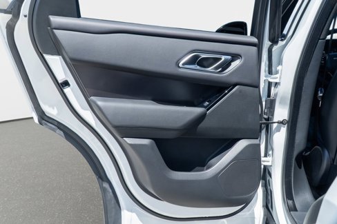New 2026 Land Rover Range Rover Velar Dynamic SE image 26