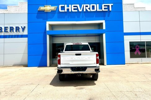 Used 2022 Chevrolet Silverado 2500 LT image 8
