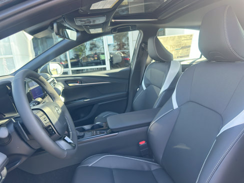 New 2026 Toyota Camry Hybrid w/ Convenience Package image 13