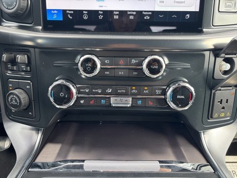 New 2025 Ford F150 Platinum w/ Equipment Group 702A High image 15