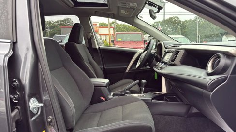 Used 2015 Toyota RAV4 XLE image 19