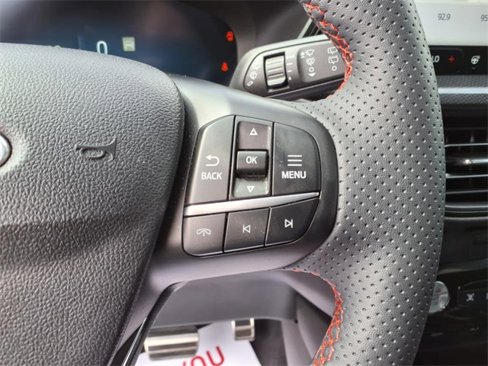 Used 2023 Ford Escape ST-Line Elite image 17