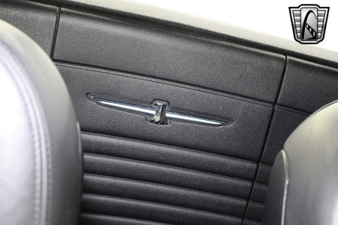 Used 2003 Ford Thunderbird image 19