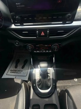 Used 2023 Kia Forte GT-Line w/ GT-Line Premium Package image 28