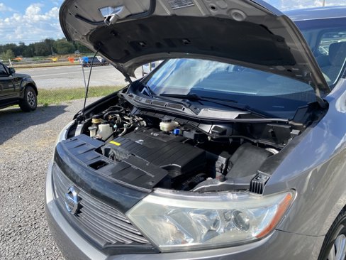 Used 2013 Nissan Quest S image 17