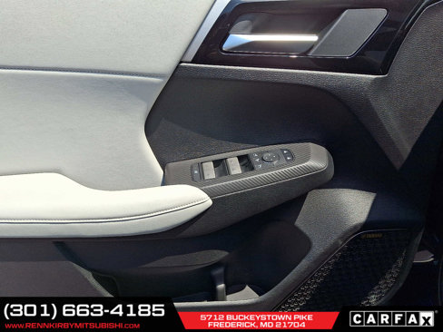 New 2025 Mitsubishi Outlander SE image 12