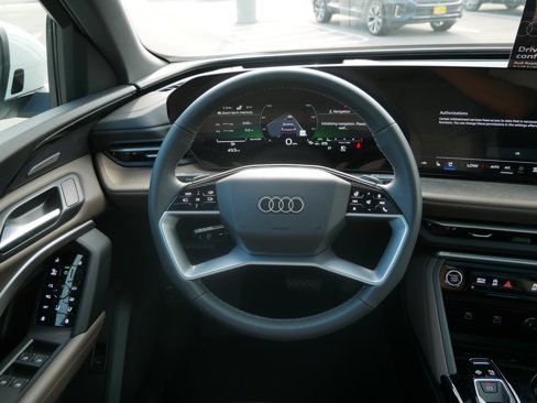 New 2025 Audi Q5 Premium Plus image 12