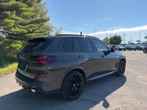 Used 2026 BMW X5 xDrive40i w/ M Sport Package image 32