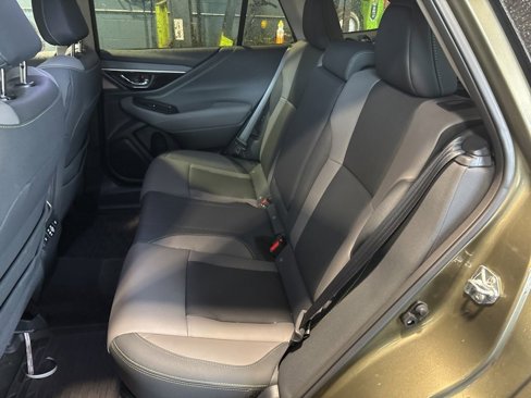 Certified 2025 Subaru Outback Onyx Edition XT image 64