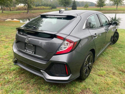 Used 2017 Honda Civic EX image 9