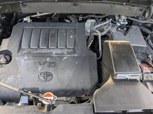 Used 2016 Toyota Highlander XLE image 24