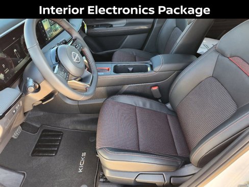 New 2025 Nissan Kicks SR w/ Illumination Package image 9
