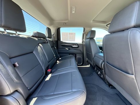 Used 2023 GMC Sierra 1500 SLT w/ X31 Off-Road Package image 25