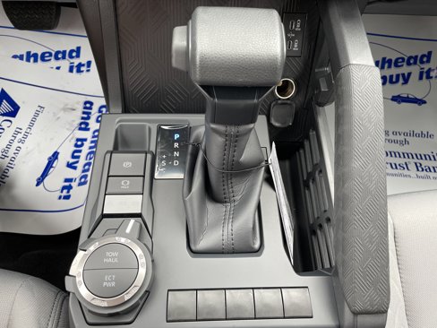 New 2025 Toyota Tacoma SR5 image 15