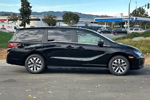 New 2026 Honda Odyssey EX-L image 3