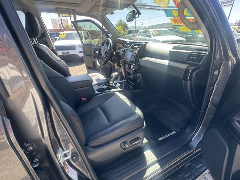 Used 2019 Toyota 4Runner TRD Off-Road Premium image 16