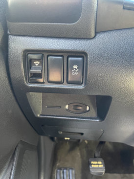 Used 2011 Nissan Altima 3.5 SR w/ 3.5SR Premium Pkg image 28