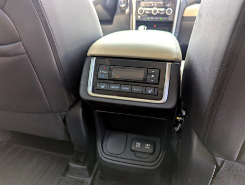 Used 2019 Subaru Ascent Limited w/ Popular Package #2 image 27