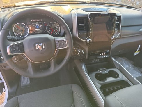 New 2026 RAM 1500 4x4 Crew Cab image 14