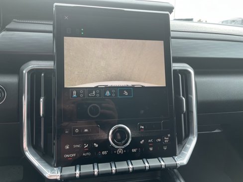 Used 2025 GMC Acadia Elevation image 48