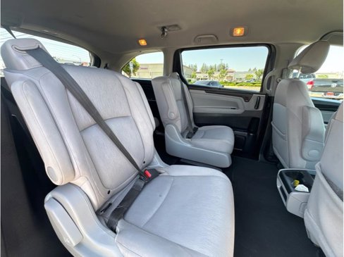 Used 2020 Honda Odyssey EX image 8