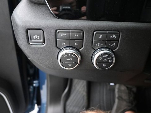New 2026 GMC Sierra 1500 Elevation w/ Elevation Premium Package image 18