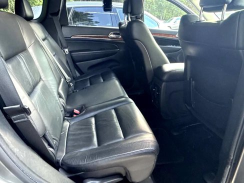 Used 2013 Jeep Grand Cherokee Limited w/ Trailer Tow Group IV image 6