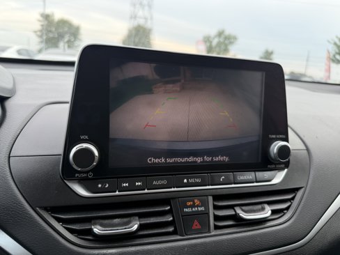 Used 2021 Nissan Altima 2.5 SV image 15