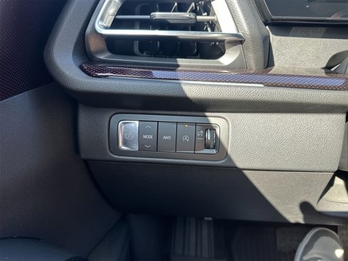 New 2026 Chevrolet Traverse Z71 w/ Driver Confidence Package image 17