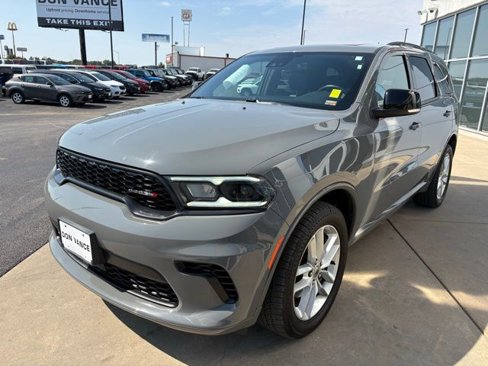Used 2024 Dodge Durango GT image 2