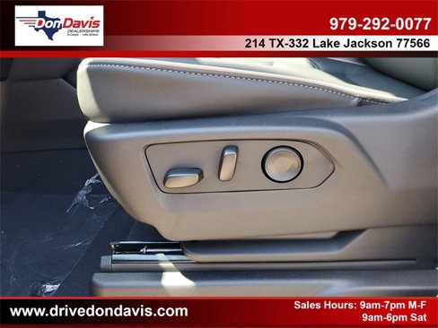 New 2026 GMC Yukon Elevation image 18