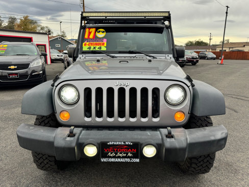Used 2017 Jeep Wrangler Unlimited Rubicon w/ Connectivity Group image 3