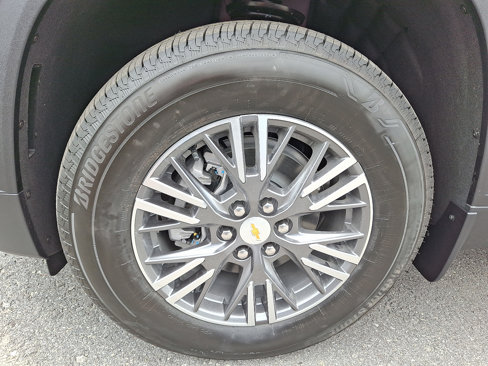 New 2026 Chevrolet Traverse LT w/ Driver Confidence Package image 4