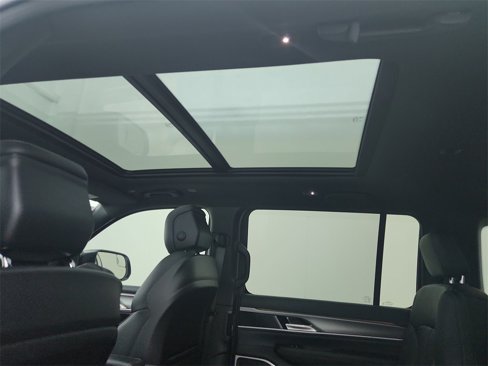 New 2025 Jeep Wagoneer Series II w/ Premium Group I image 31