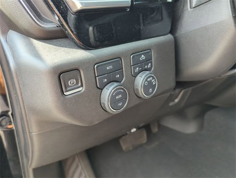 Used 2023 Chevrolet Silverado 1500 LT image 34