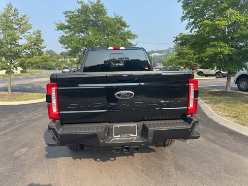 New 2025 Ford F250 Lariat w/ Lariat Ultimate Package image 6