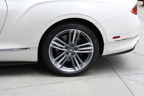 New 2024 Bentley Continental GT V8 image 25