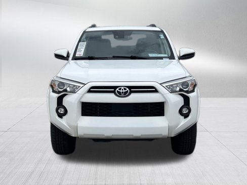 Used 2024 Toyota 4Runner SR5 image 2