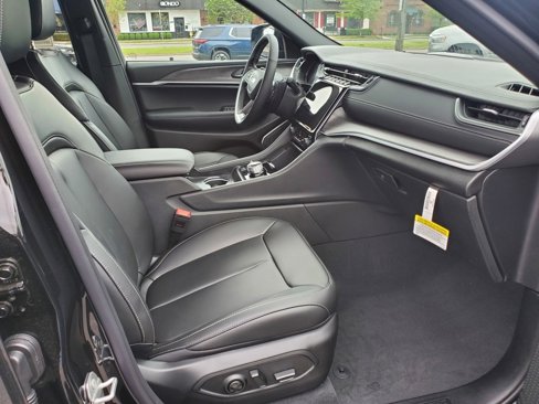 New 2025 Jeep Grand Cherokee Limited 4xe image 29
