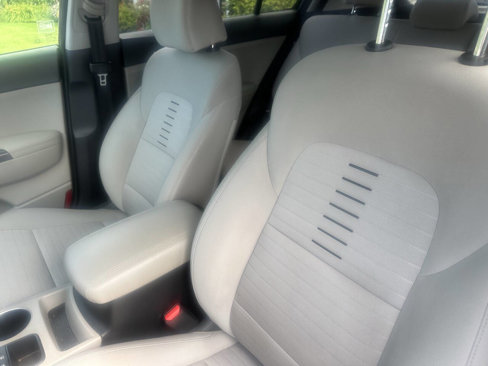 Used 2020 Kia Sportage LX w/ LX Popular Package image 11