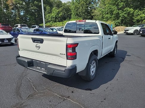 New 2026 Nissan Frontier S image 7