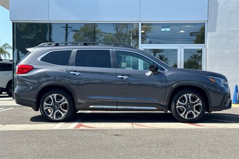 Used 2024 Subaru Ascent Touring image 3