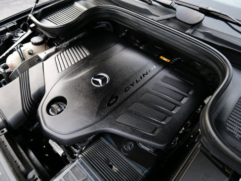 Used 2022 Mercedes-Benz GLE 450 4MATIC w/ AMG Line Exterior image 59