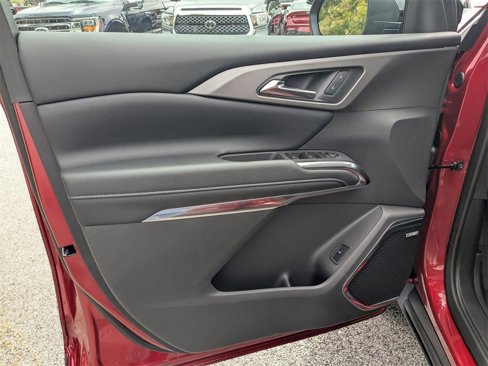New 2026 Chevrolet Traverse LT w/ Enhanced Driving Package image 12