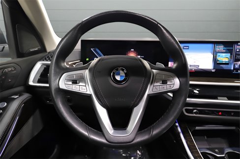 Used 2023 BMW X7 xDrive40i w/ Premium Package image 72